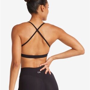 CSB Crop Shop Boutique Form Ivy Crop Sports Bra in Black